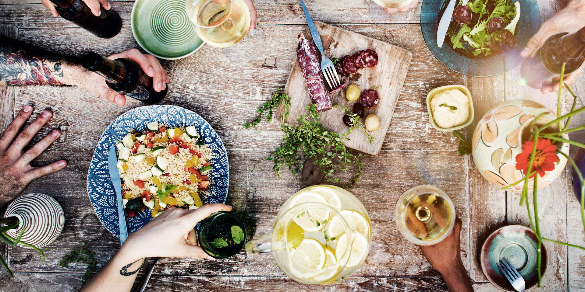 food-beverage-party-meal-drink-concept-PS5JFLU